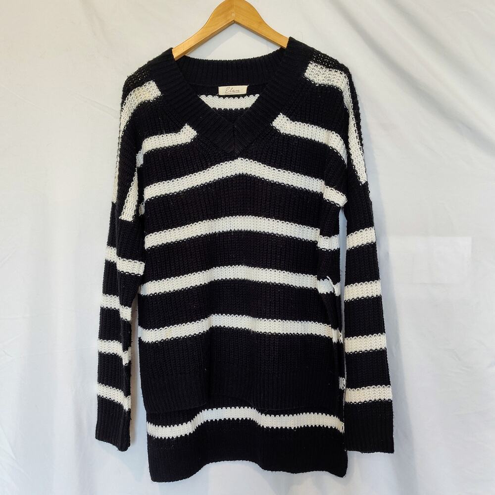 Elan Women's High-Low Long Sleeve Black/White Striped V-Neck Sweater‎ Size M